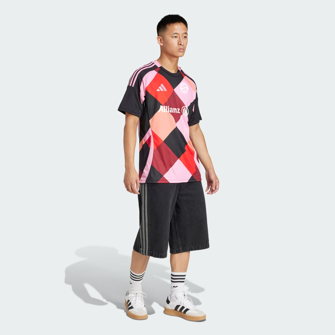 Maillot spécial équipe féminine FC Bayern X LeGer 24/ - vue 3