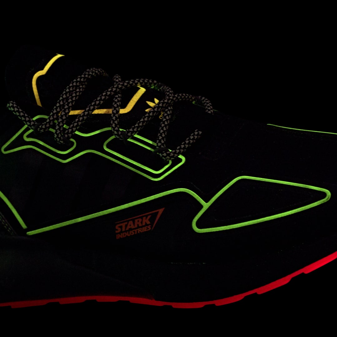 фото Кроссовки zx 2k boost marvel adidas originals