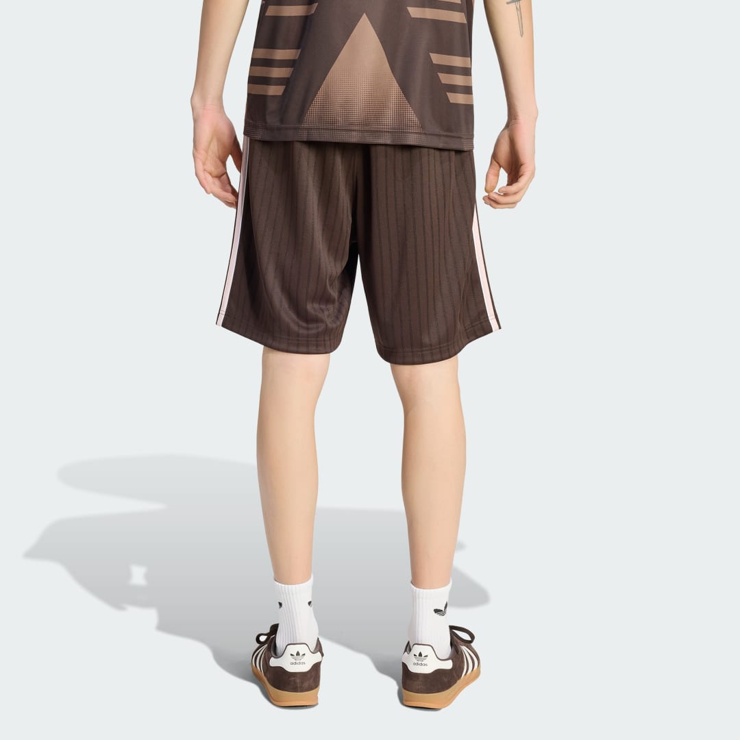 Thumbnail - FIREBIRD ENGINEERED STRIPES SHORTS
