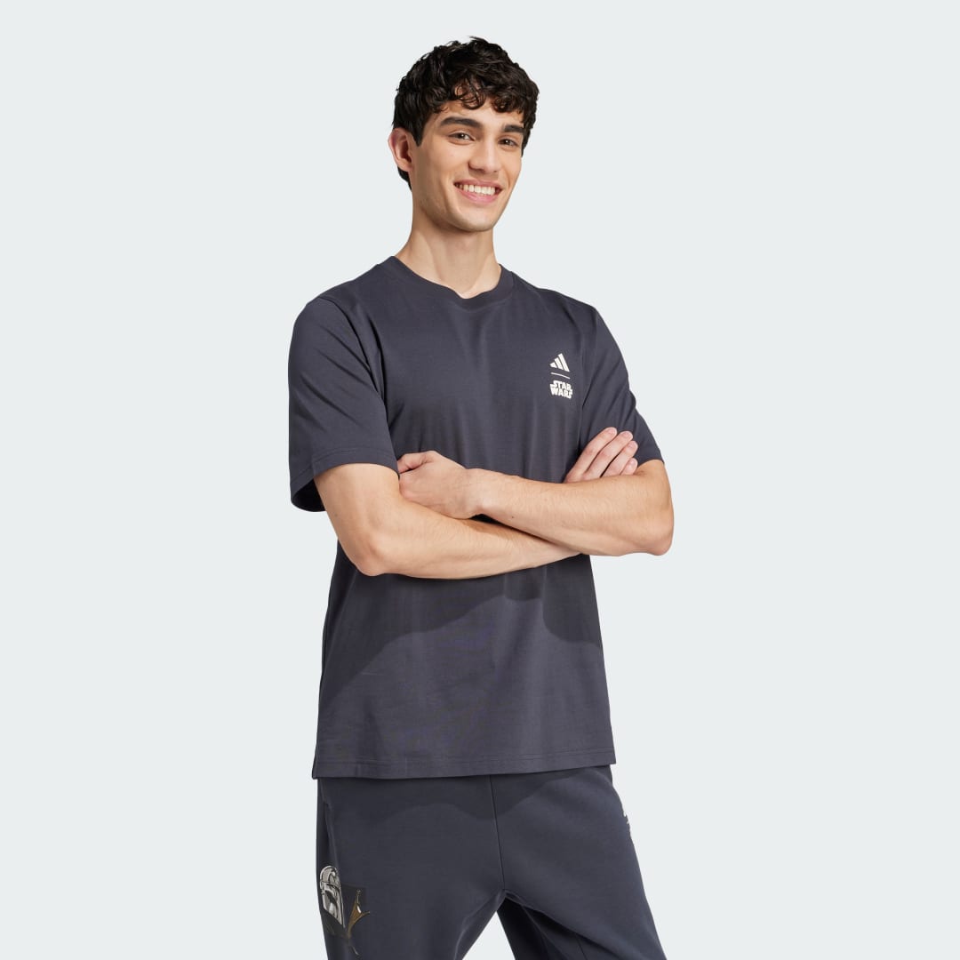 Adidas STAR WARS THE MANDALORIAN T-SHIRT REGULAR FIT MET GRAPHIC ACHTEROP