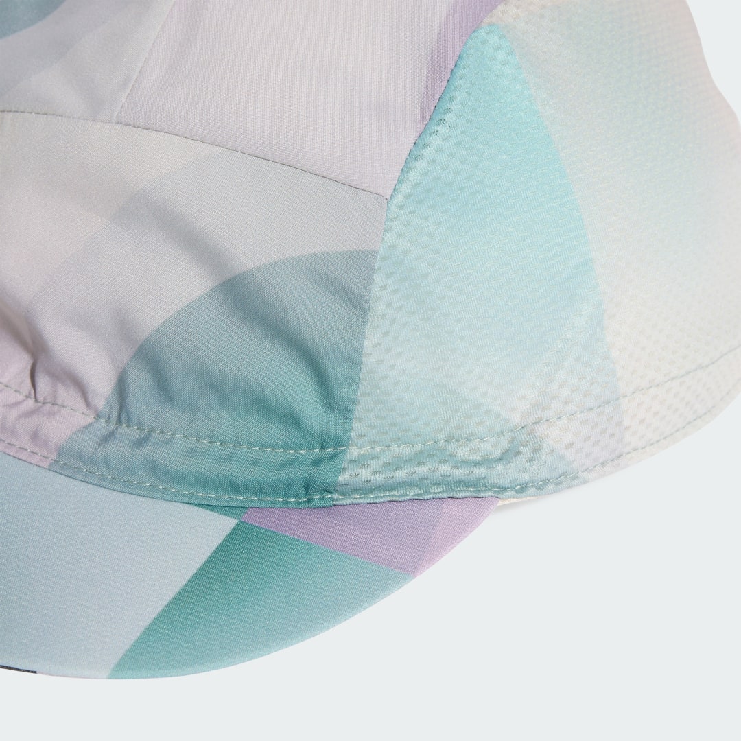 Chapeau In Motion Graphic Cycling - vue 4