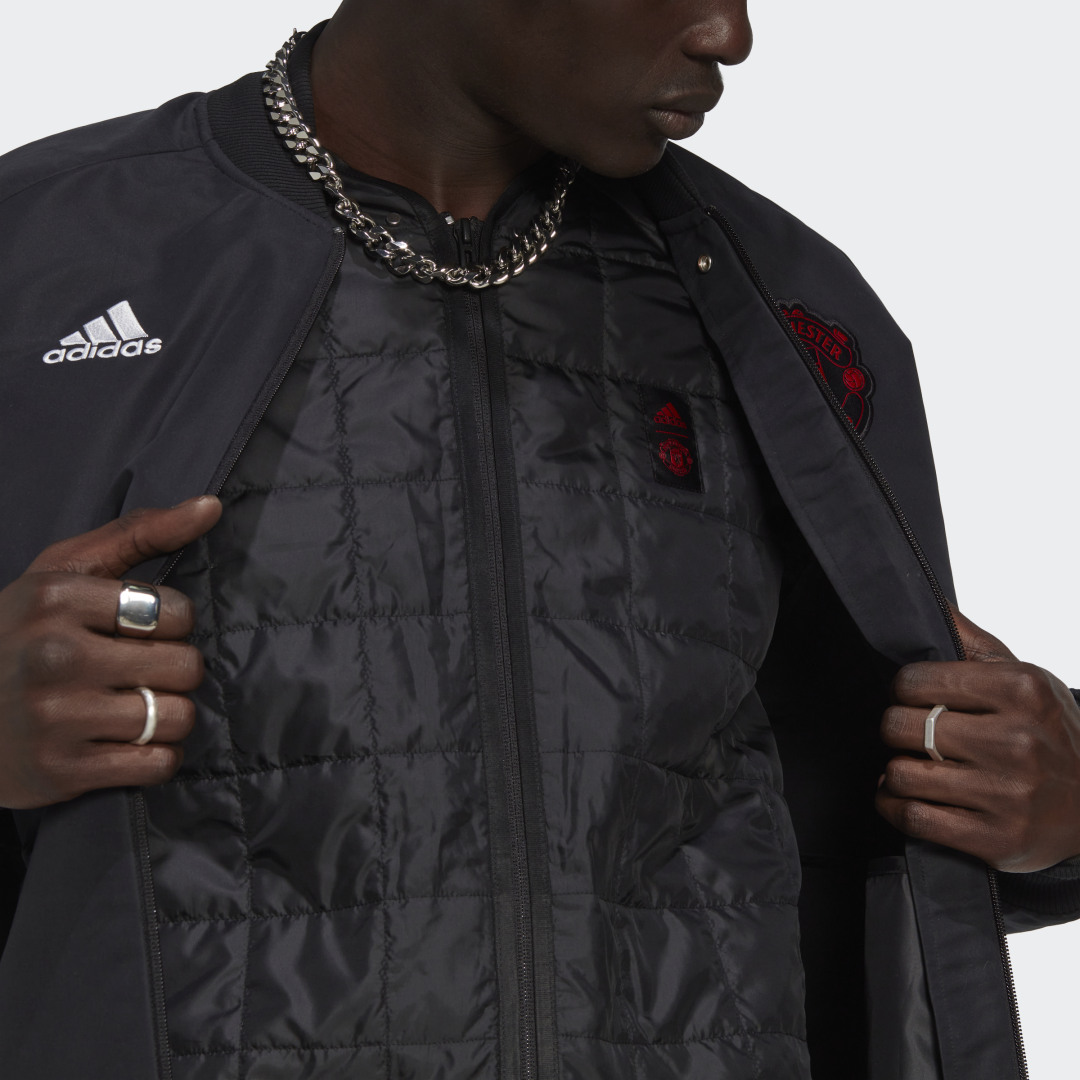 adidas Manchester United 22 23 Travel Jacket HI5229 FOOTY.COM