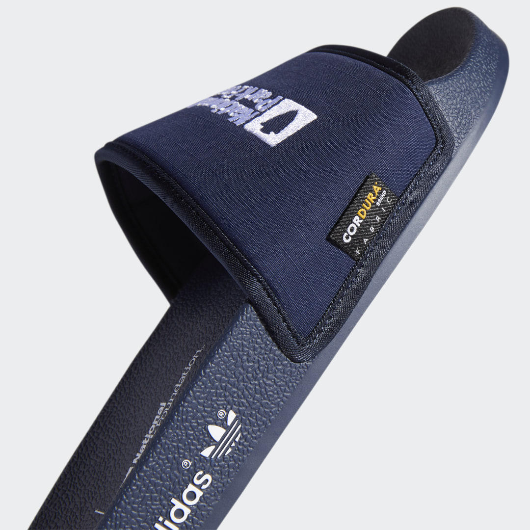 фото Шлепанцы adilette adidas originals