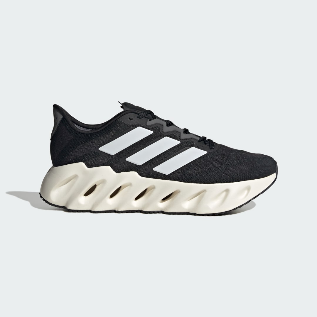 Switch FWD Running Shoes Core Black / Cloud White / Grey Five