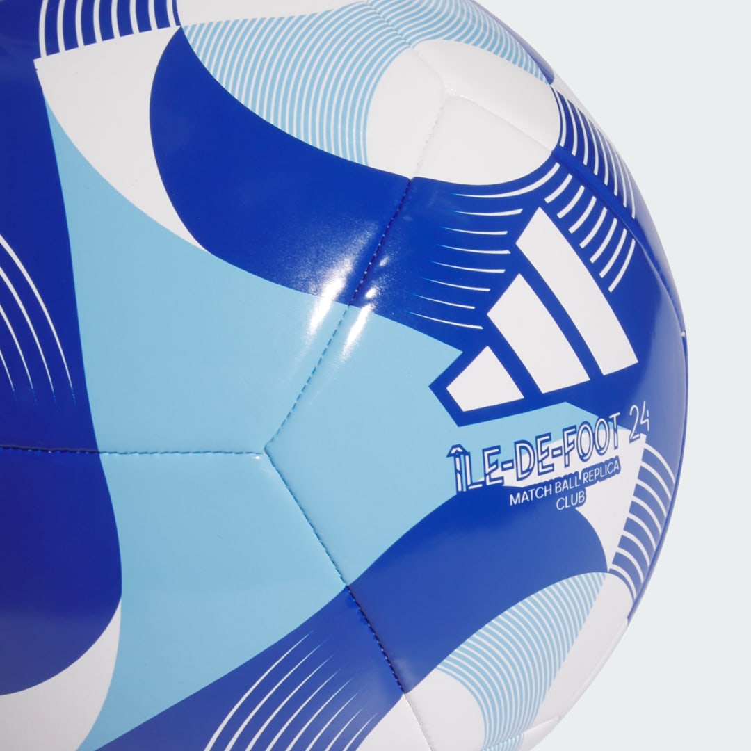 Thumbnail - Île-De-Foot 24 Club Ball