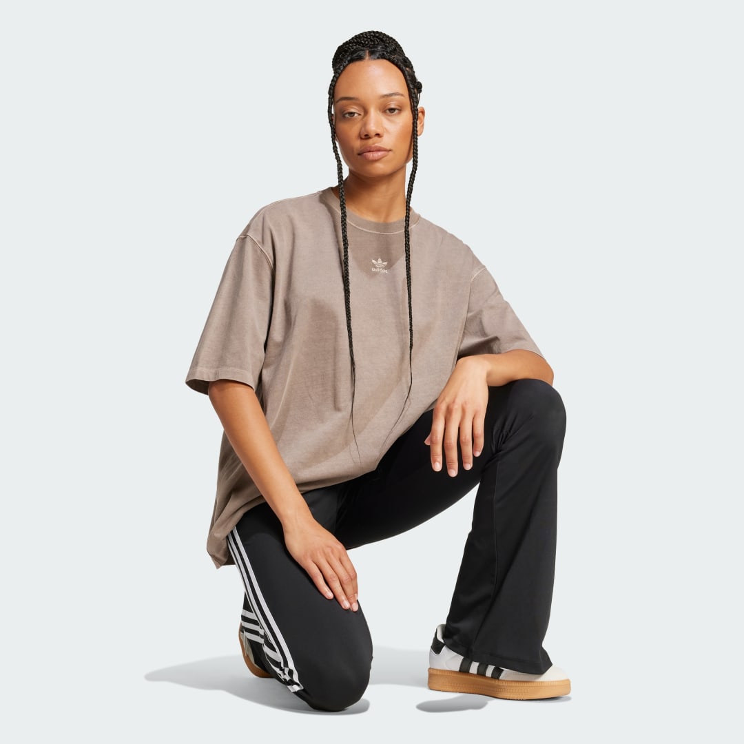 Thumbnail - Essentials Oversized T-Shirt