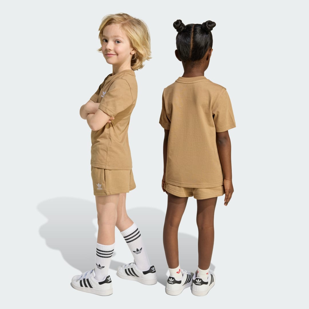 Ensemble t-shirt et short enfants