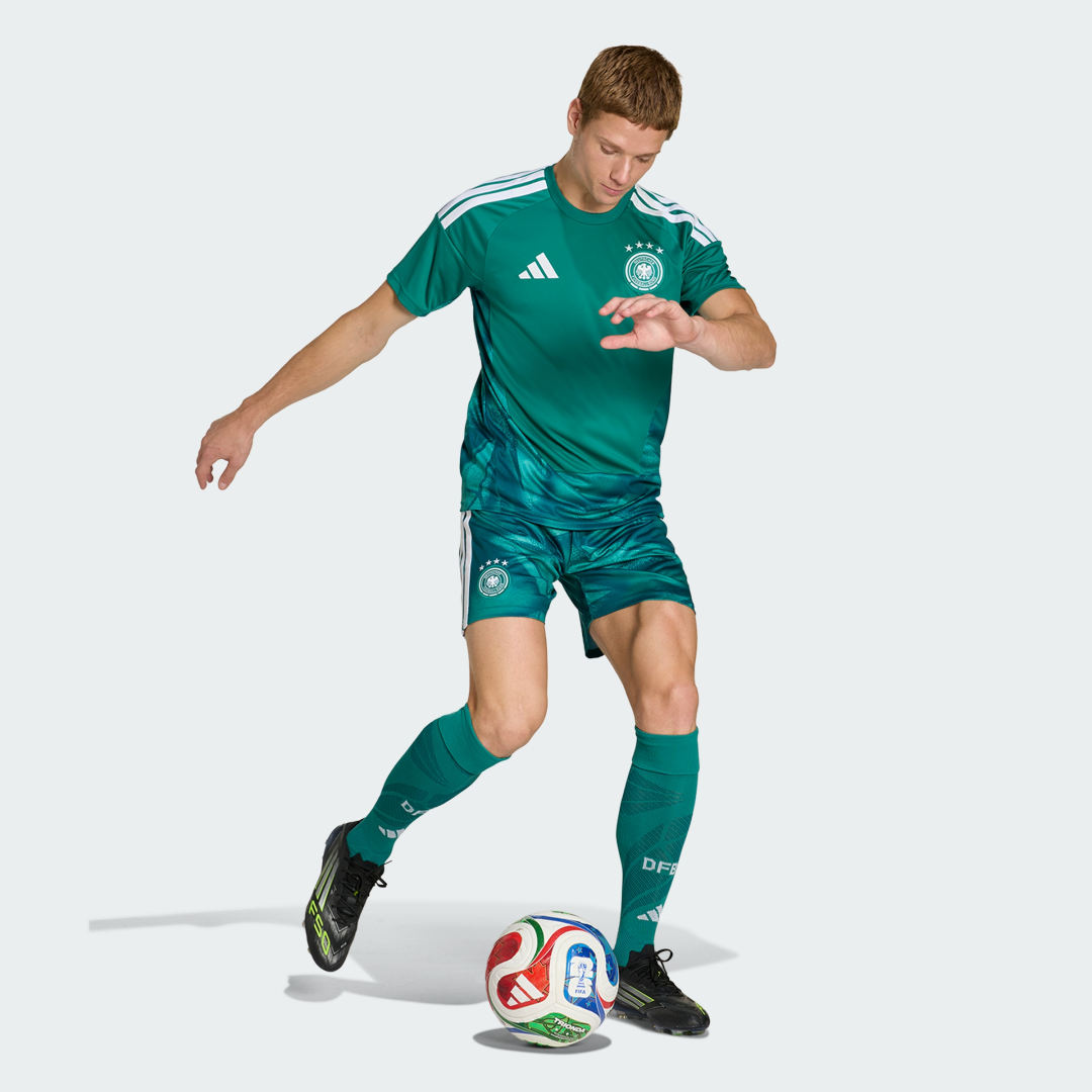 Thumbnail - Deutschland 26 Torwart-Heimtrikot