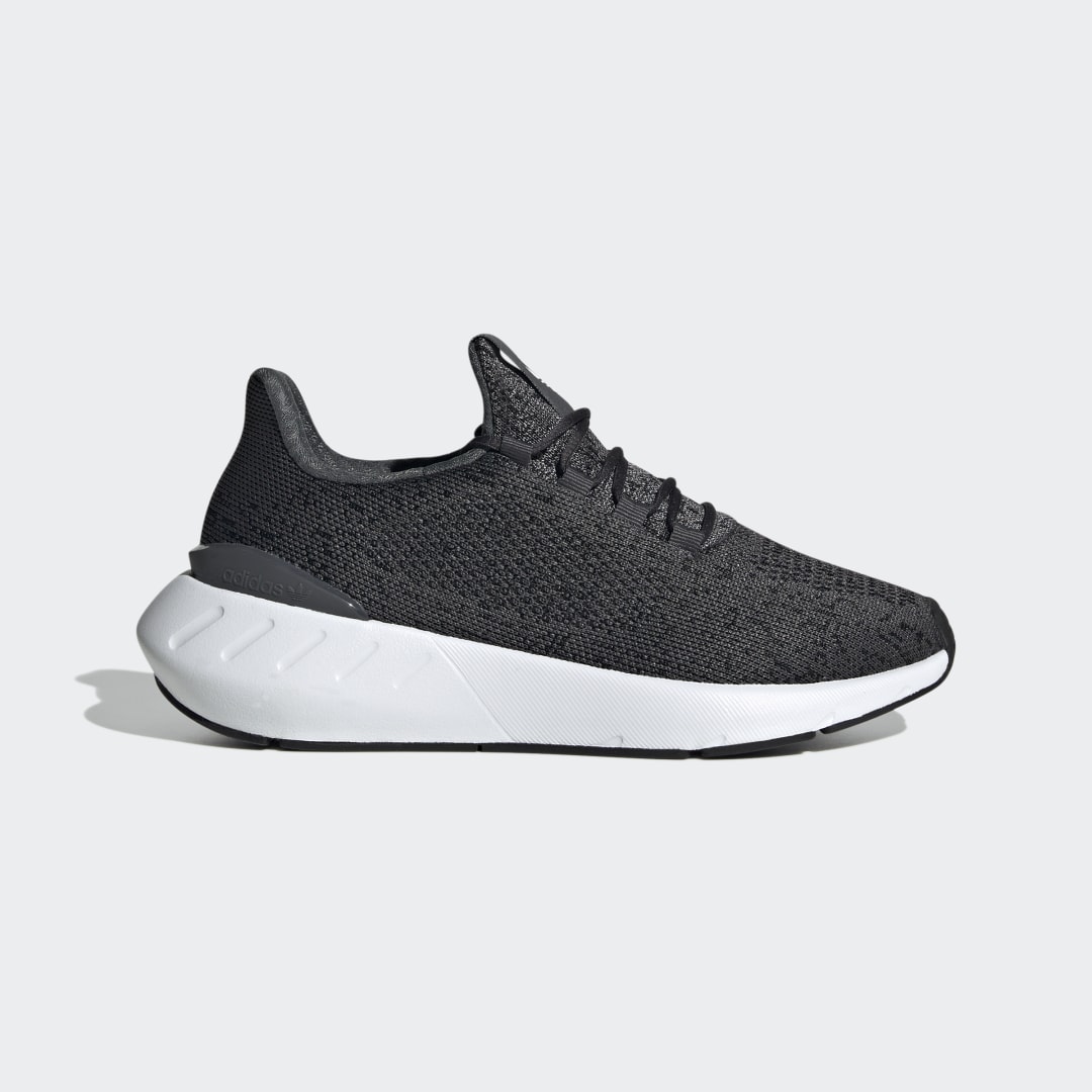 Adidas Swift Run 22 kindersneaker zwart en grijs