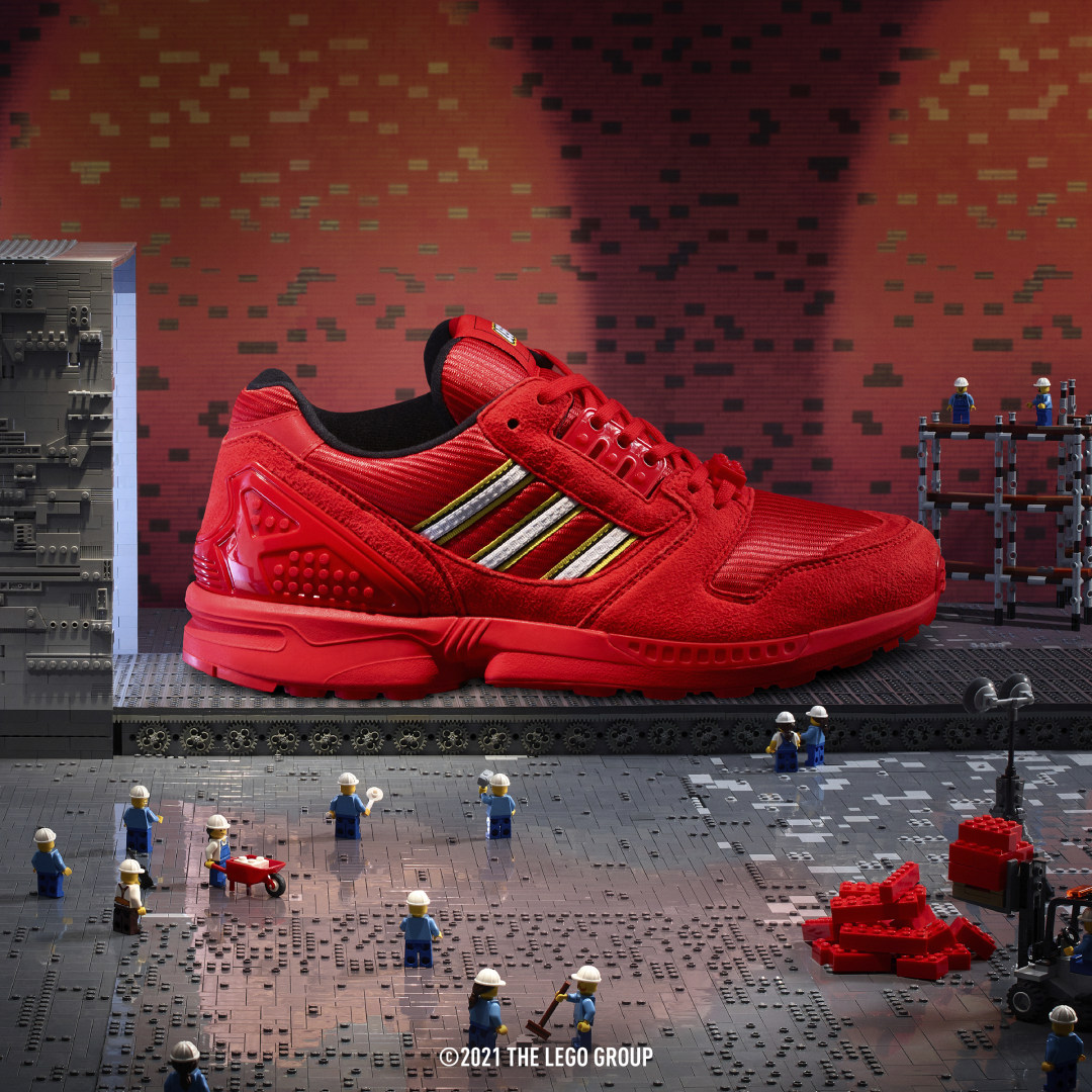 фото Кроссовки adidas zx 8000 x lego®