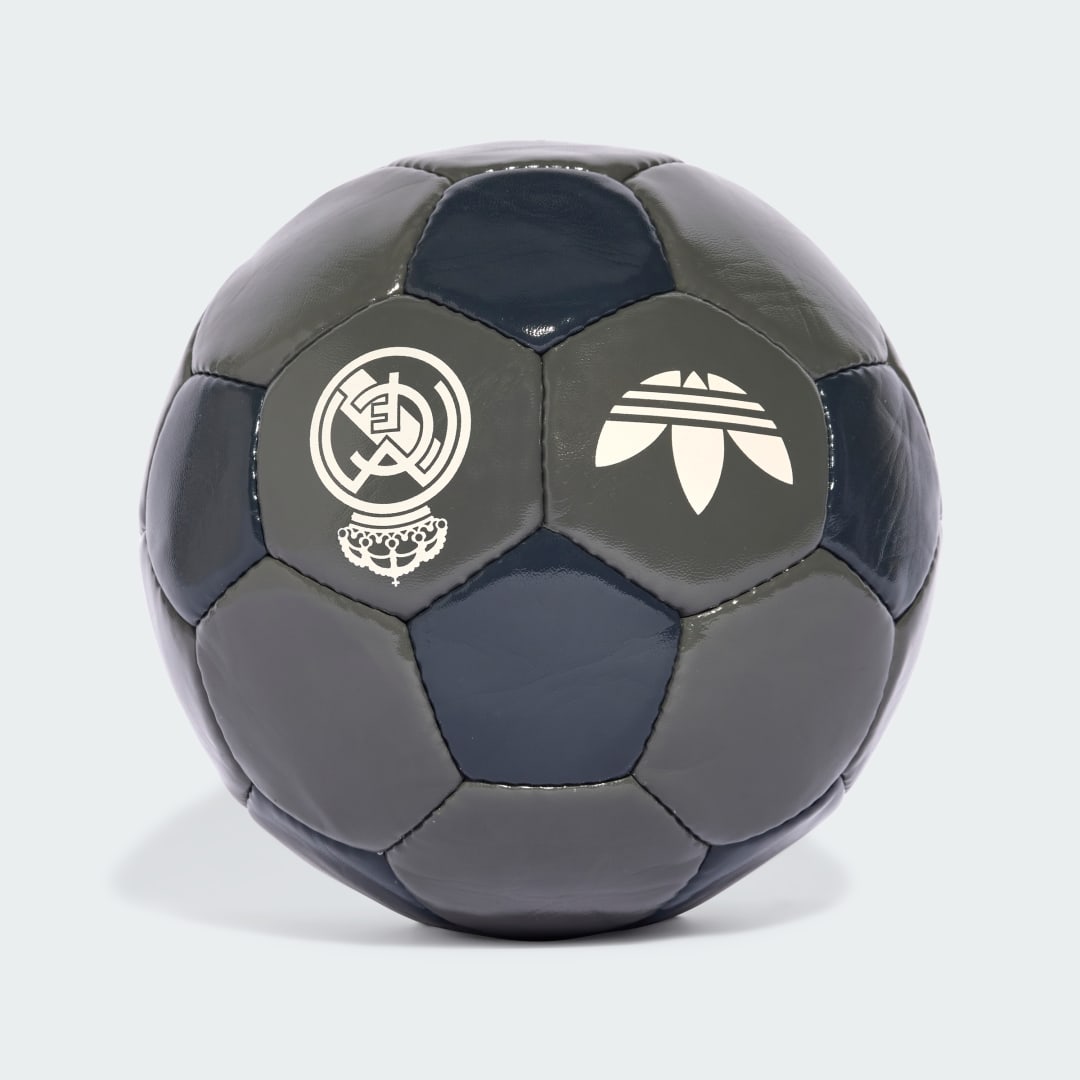 Thumbnail - Real Madrid Away Club Ball