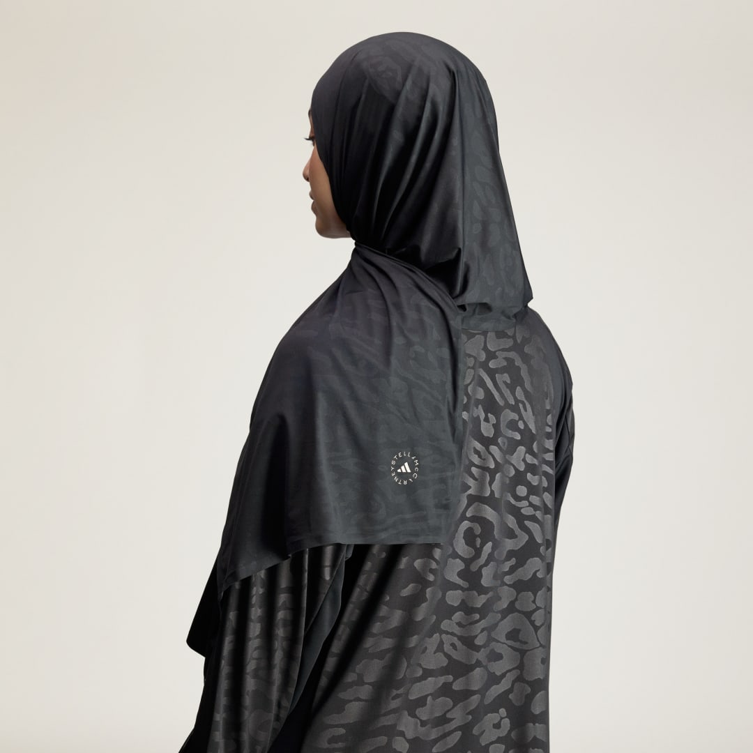Hijab avec sous casquette adidas by Stella McCartney - vue 2