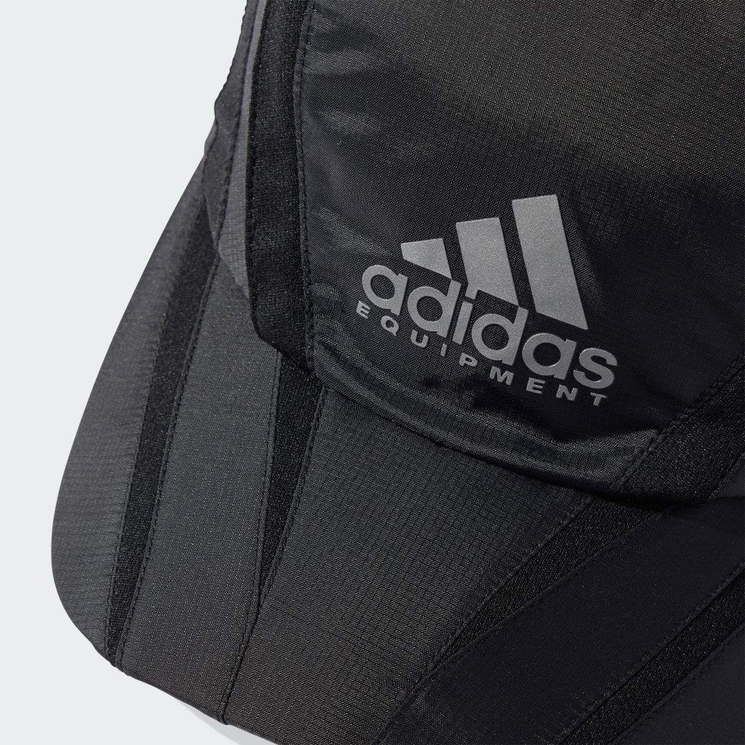 CASQUETTE DE RUNNING EQUIPMENT - vue 3