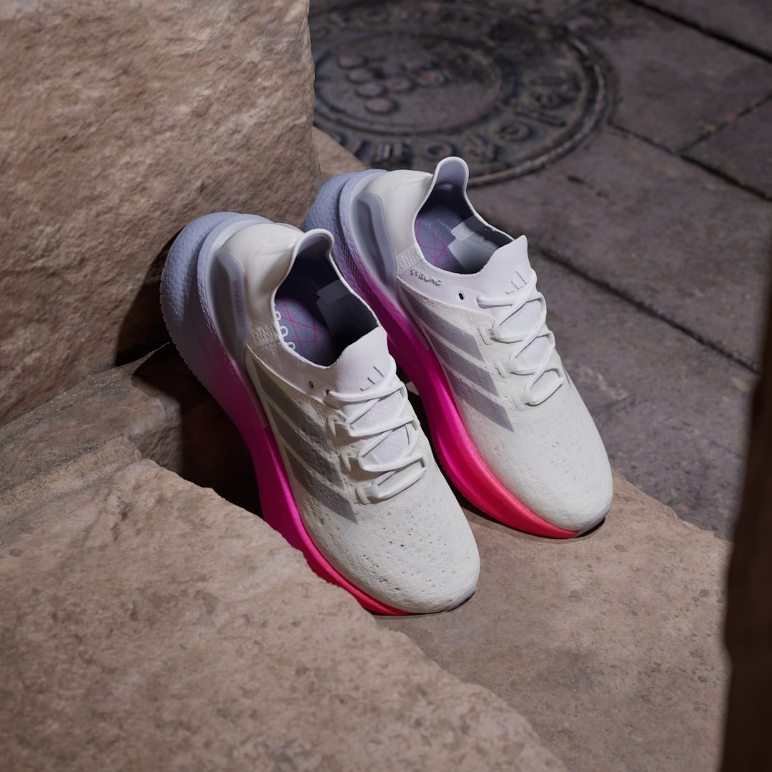 Chaussure Ultraboost 5 Strung - vue 8