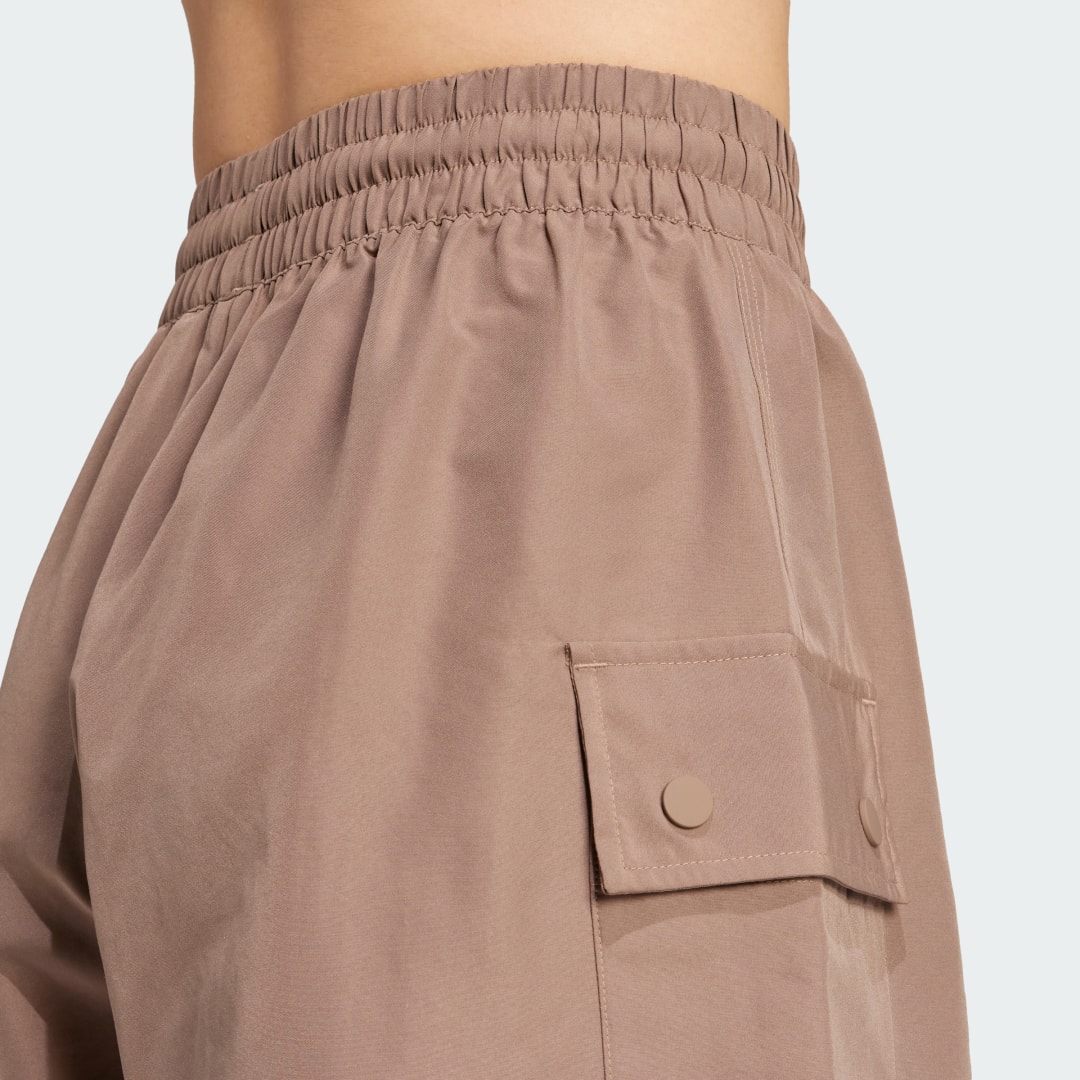 Adidas Essentials Woven High-Waist Cargoshort