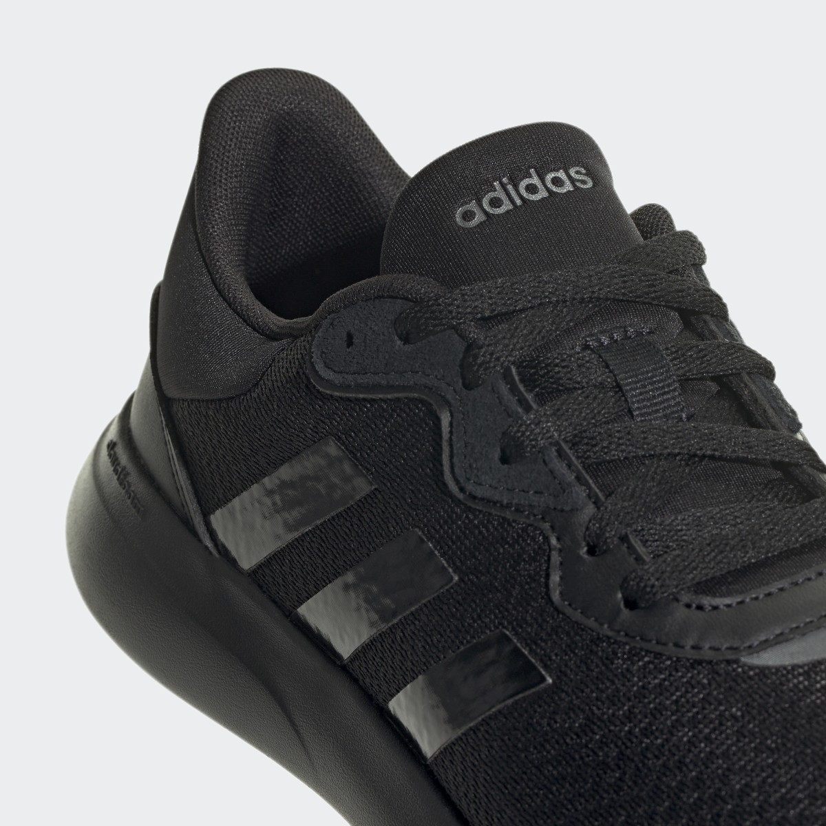 Adidas Zapatilla QT Racer 3.0. 8