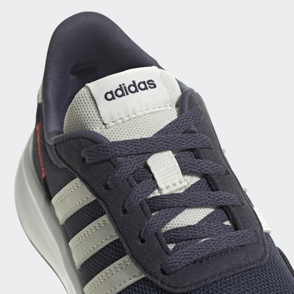 Adidas Run 70s Schuh. 9