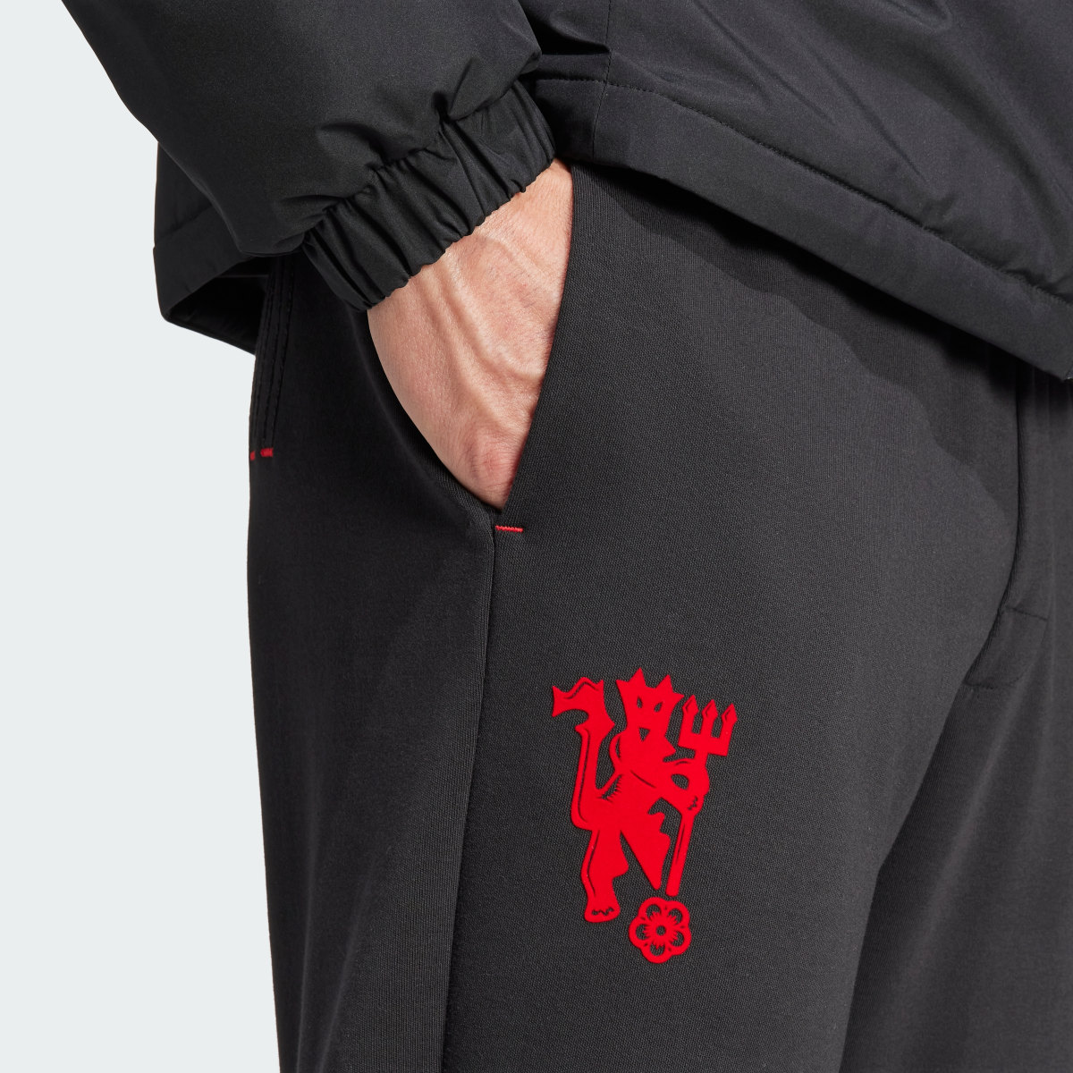 Adidas Manchester United Cultural Story Tracksuit Bottoms. 6