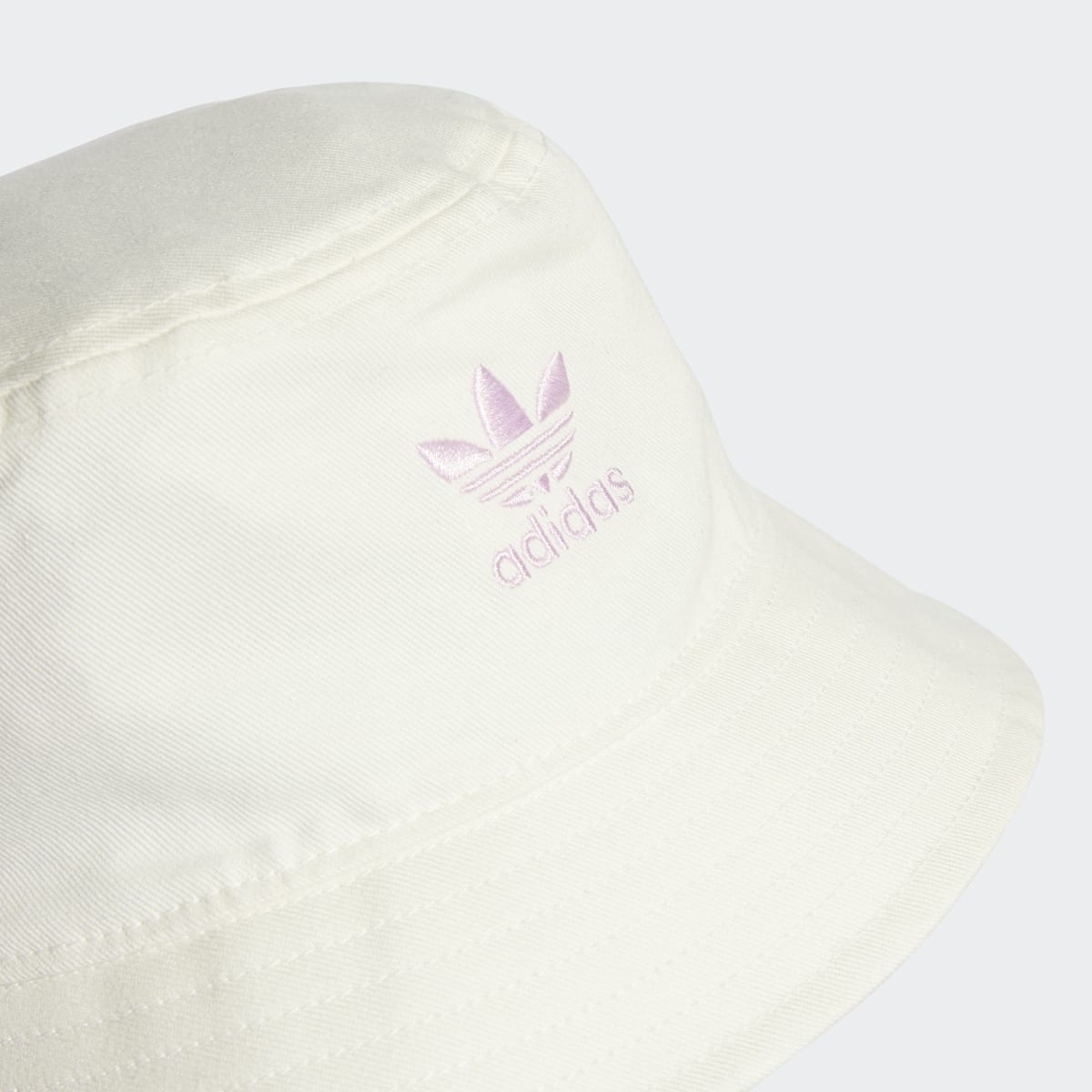 Adidas Collegiate Bucket Hat Kids. 5