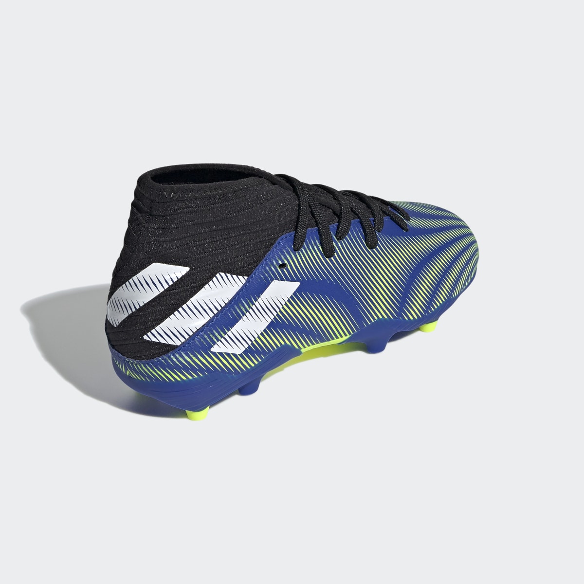 Adidas Calzado de Fútbol Nemeziz.3 Terreno Firme. 6