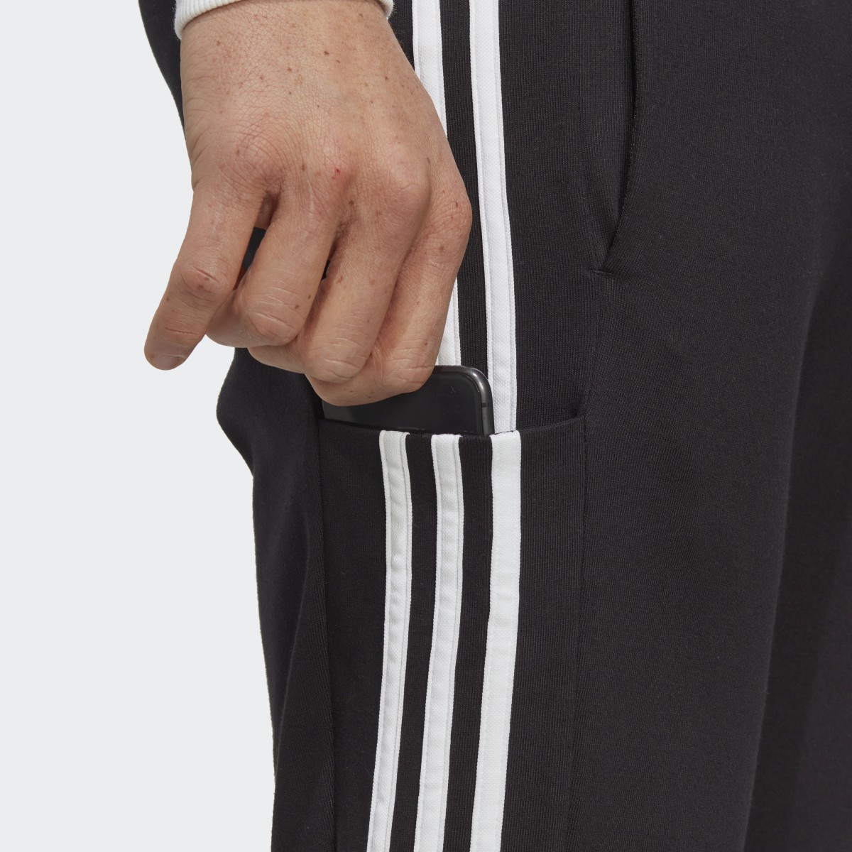 Adidas Essentials Single Jersey Tapered Open Hem 3-Stripes Eşofman Altı. 6