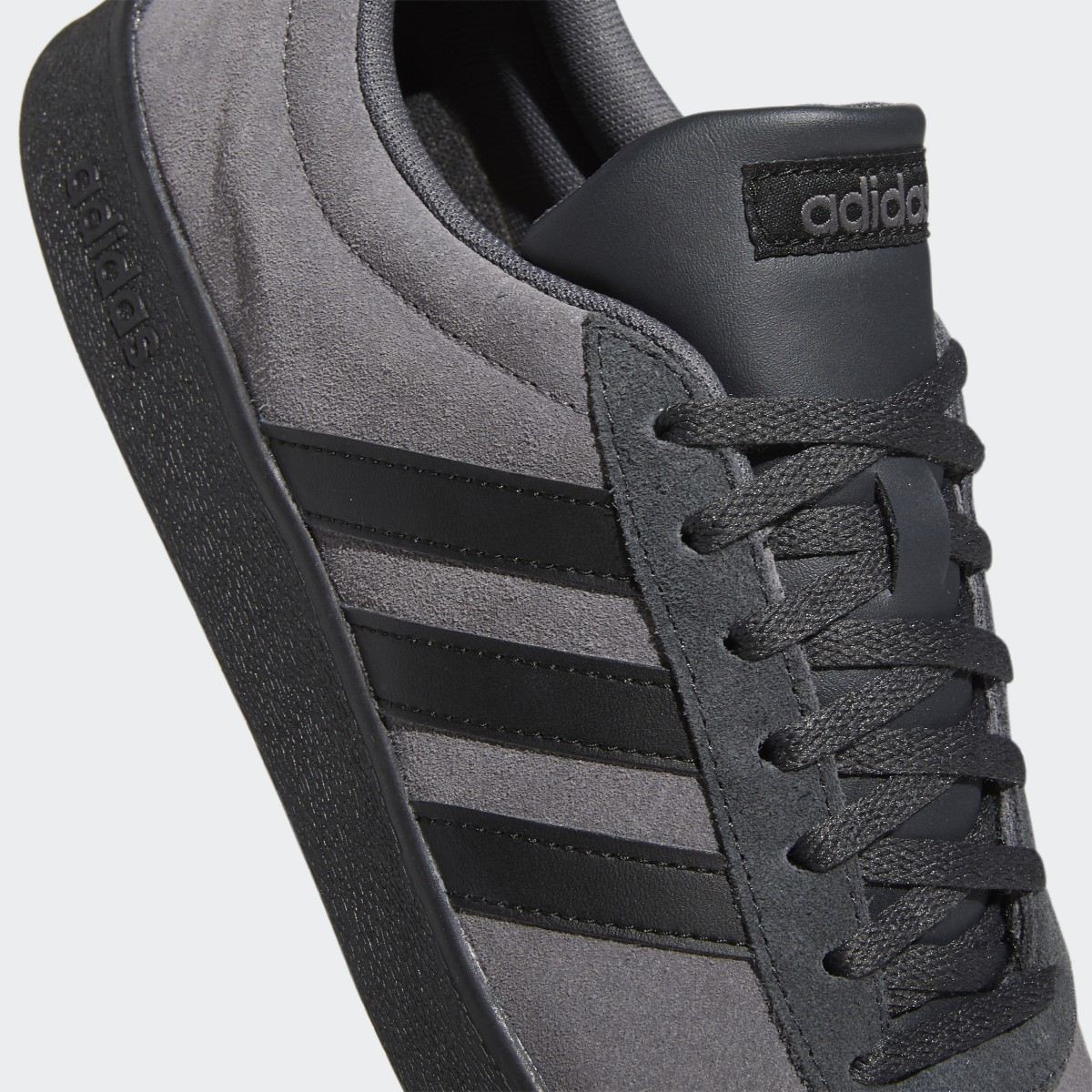 Adidas Scarpe VL Court 2.0. 8