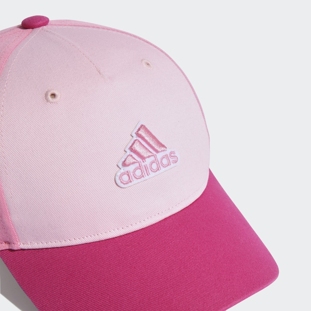 Adidas Cap. 4