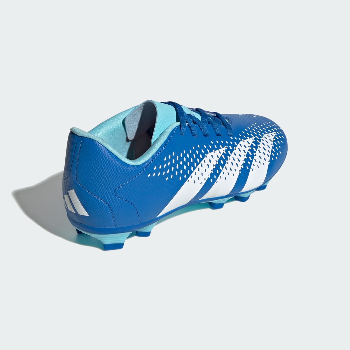 Adidas Calzado de Fútbol Predator Accuracy.4 Multiterreno. 6