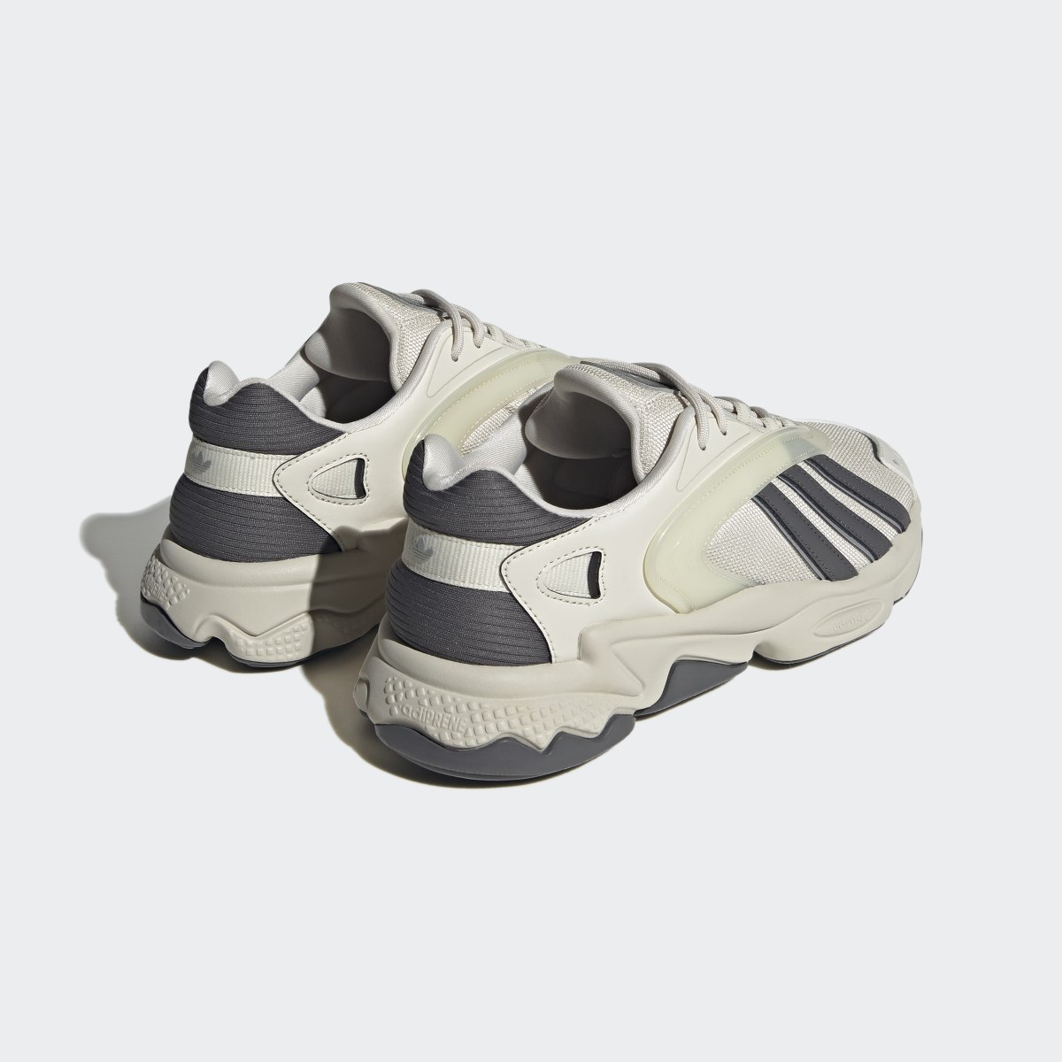 Adidas Oztral Schuh. 12
