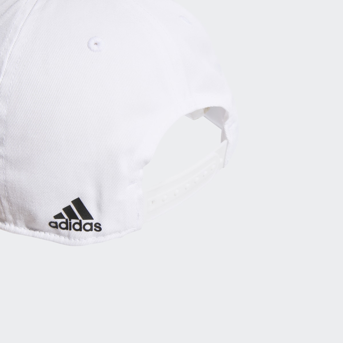 Adidas Cappellino Daily. 4