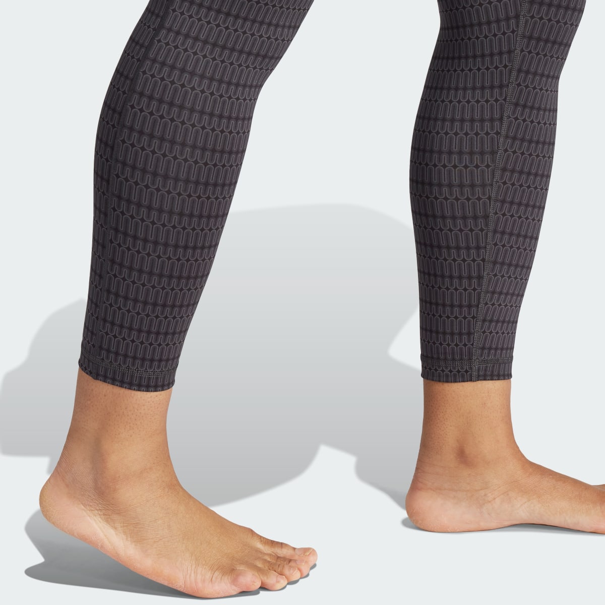 Adidas Leggings da yoga Studio Seasonal. 6