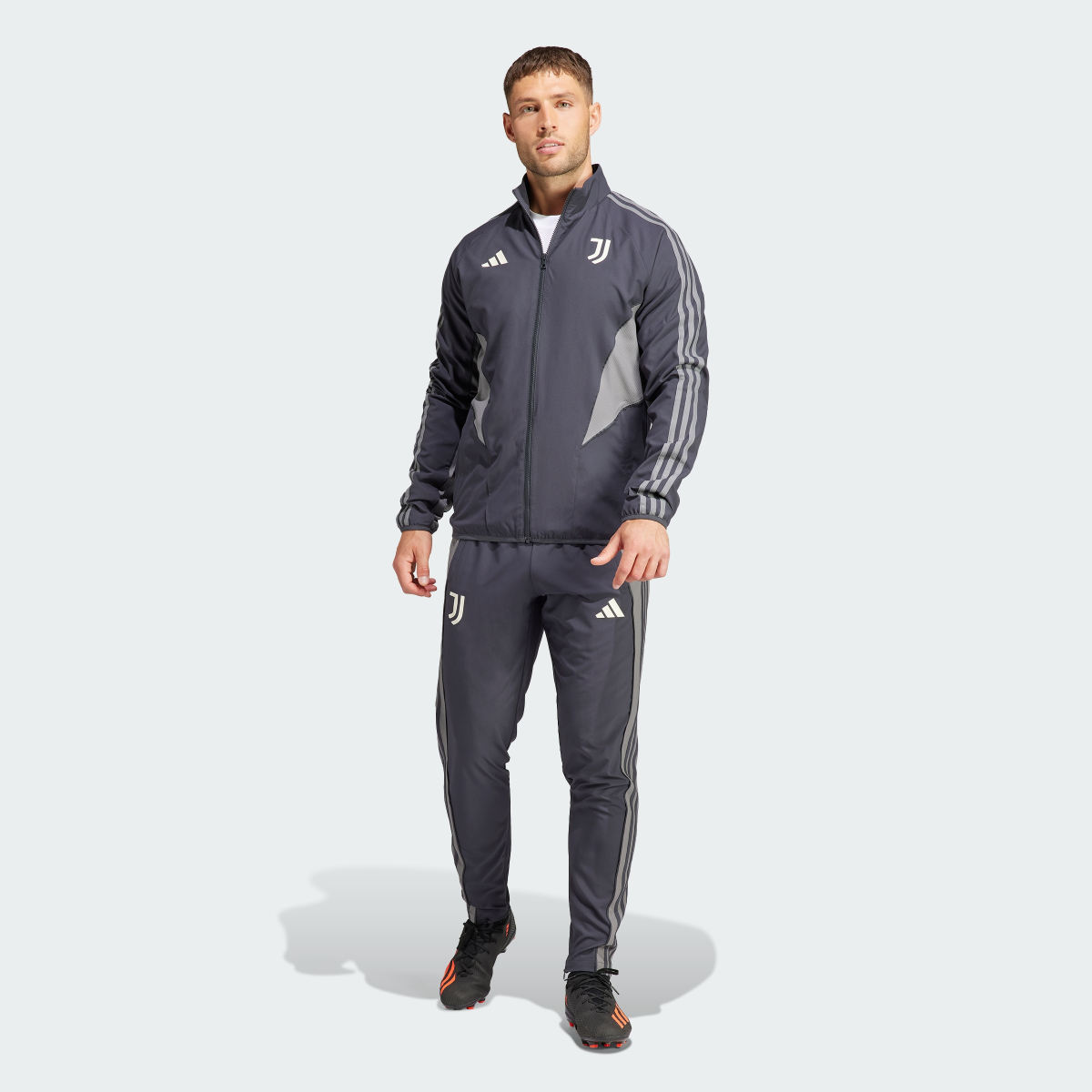 Adidas Juventus Anthem Jacket. 7