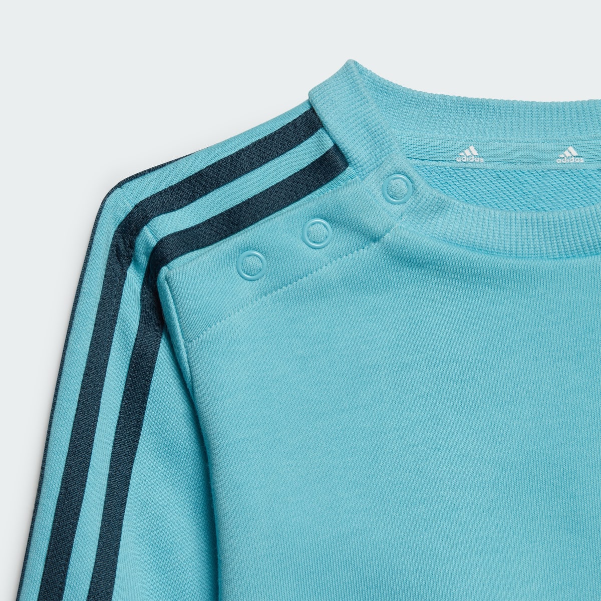 Adidas Conjunto 3-Stripes Essentials – Criança. 8