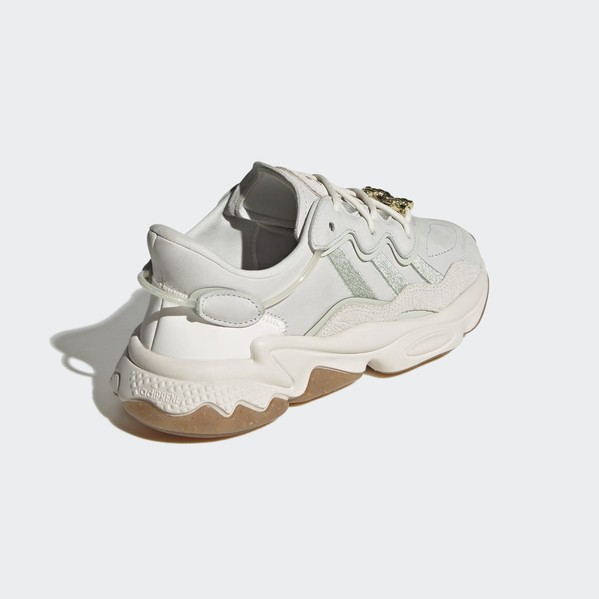 Adidas Chaussure OZWEEGO. 6