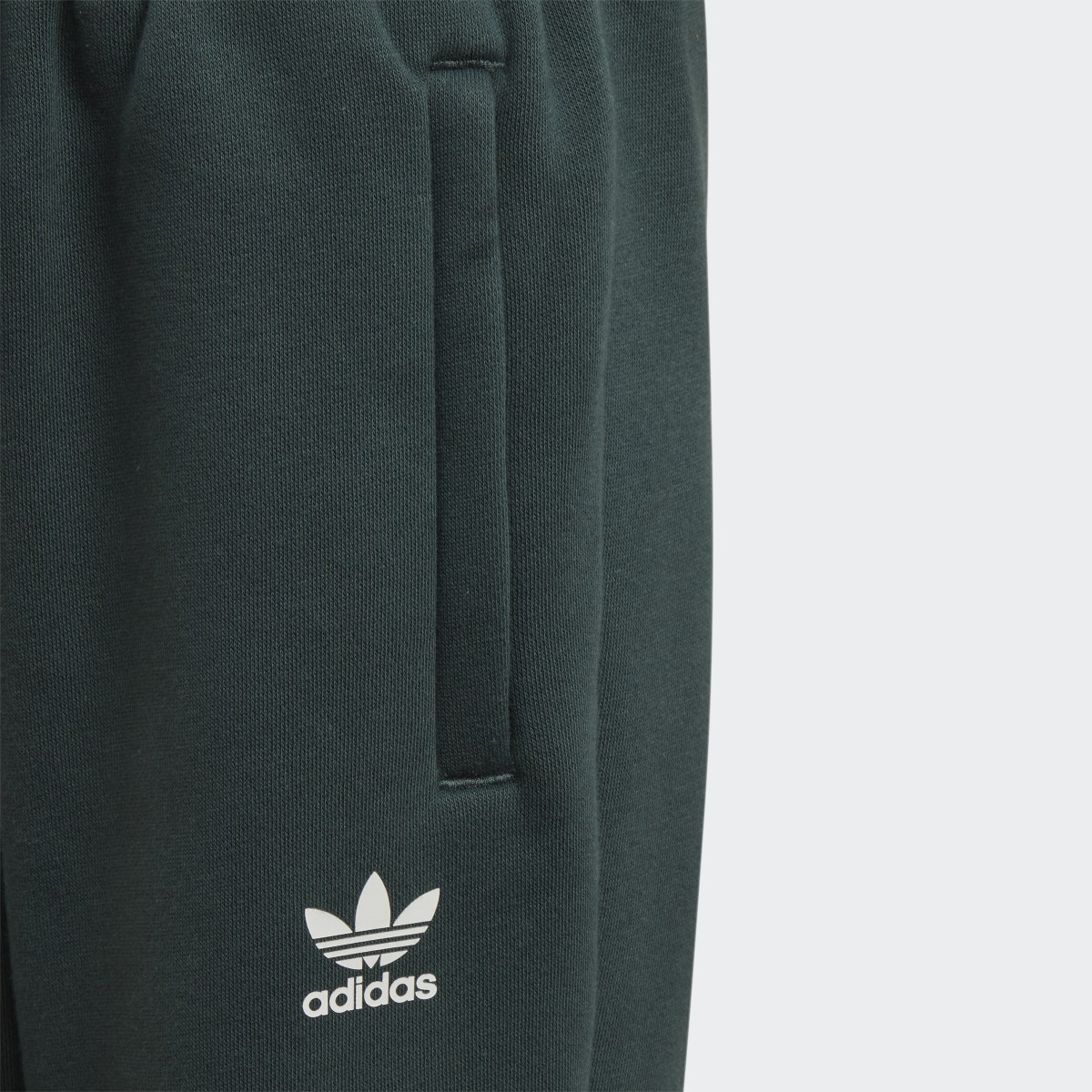 Adidas Conjunto chaqueta y pantalón. 9