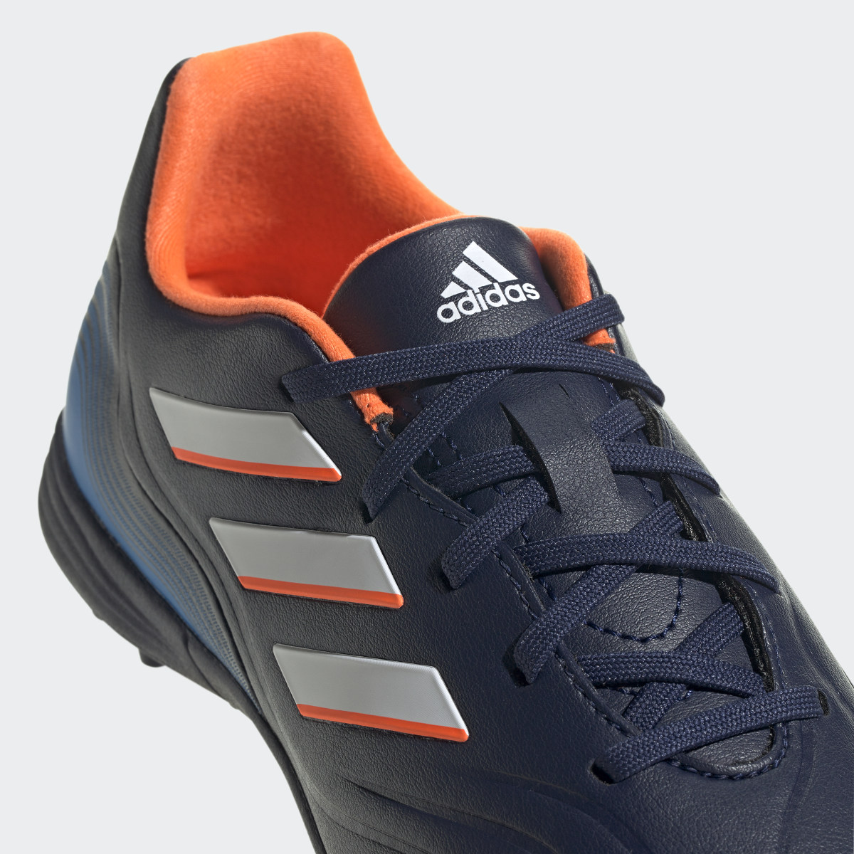 Adidas Calzado de Fútbol Copa Sense.3 Pasto Sintético. 9