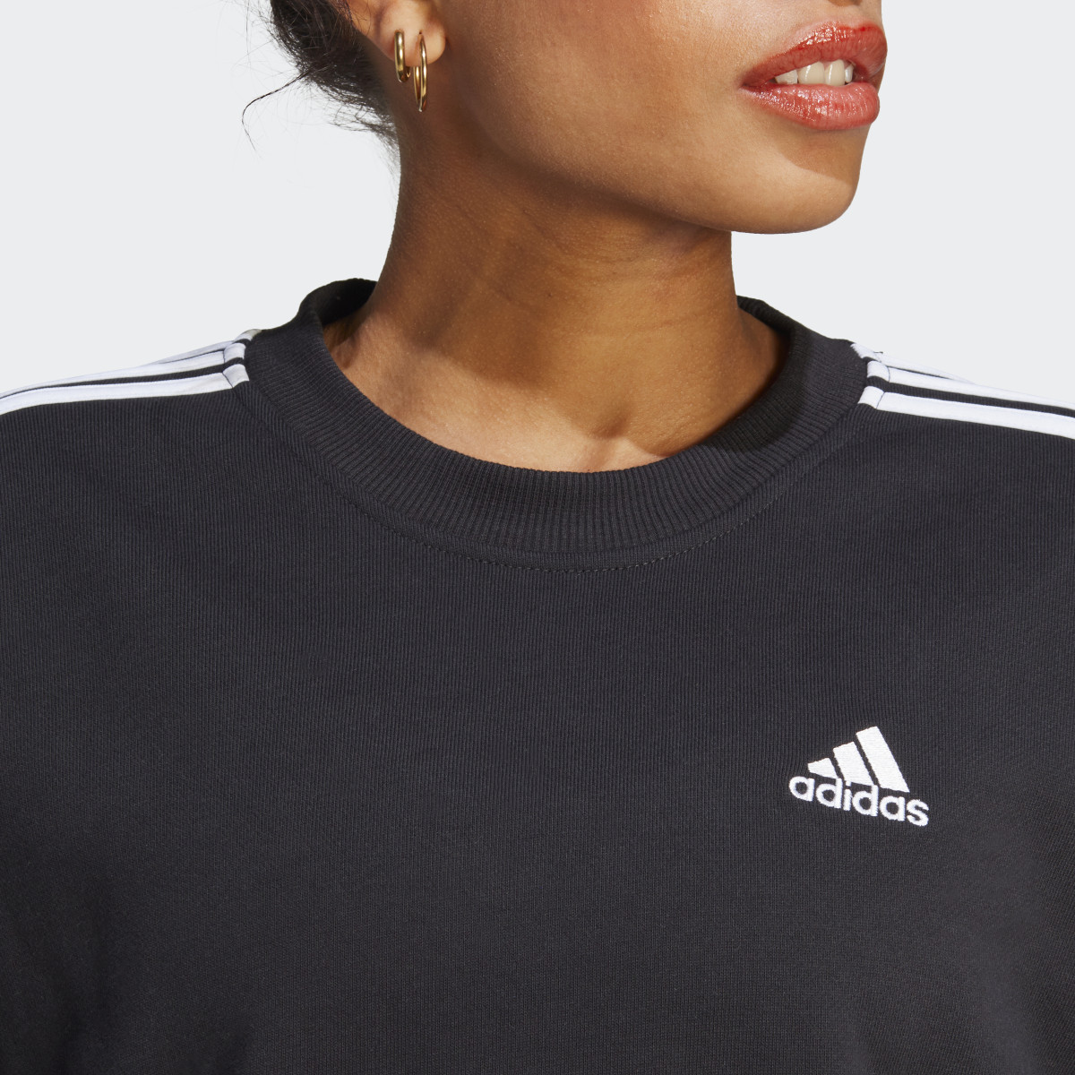 Adidas Essentials 3-Stripes Sweatshirt. 6