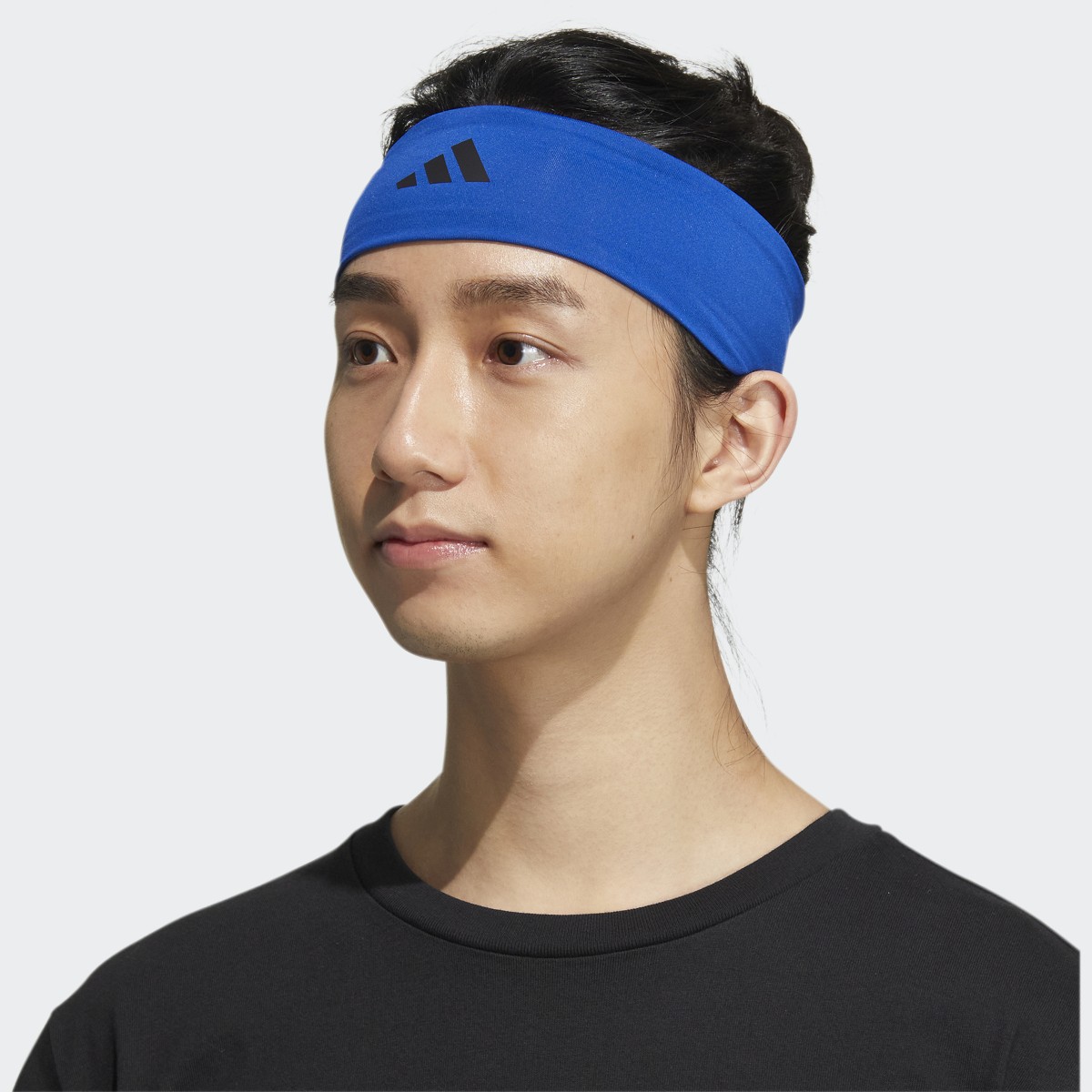 Adidas Alphaskin Headband. 4