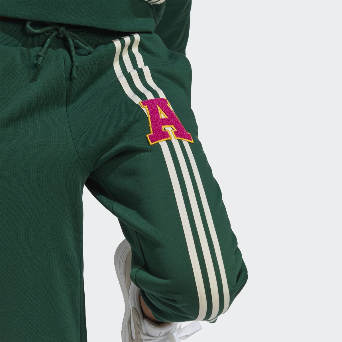 Adidas Originals 3-Stripes Leg Sweat Pants. 5