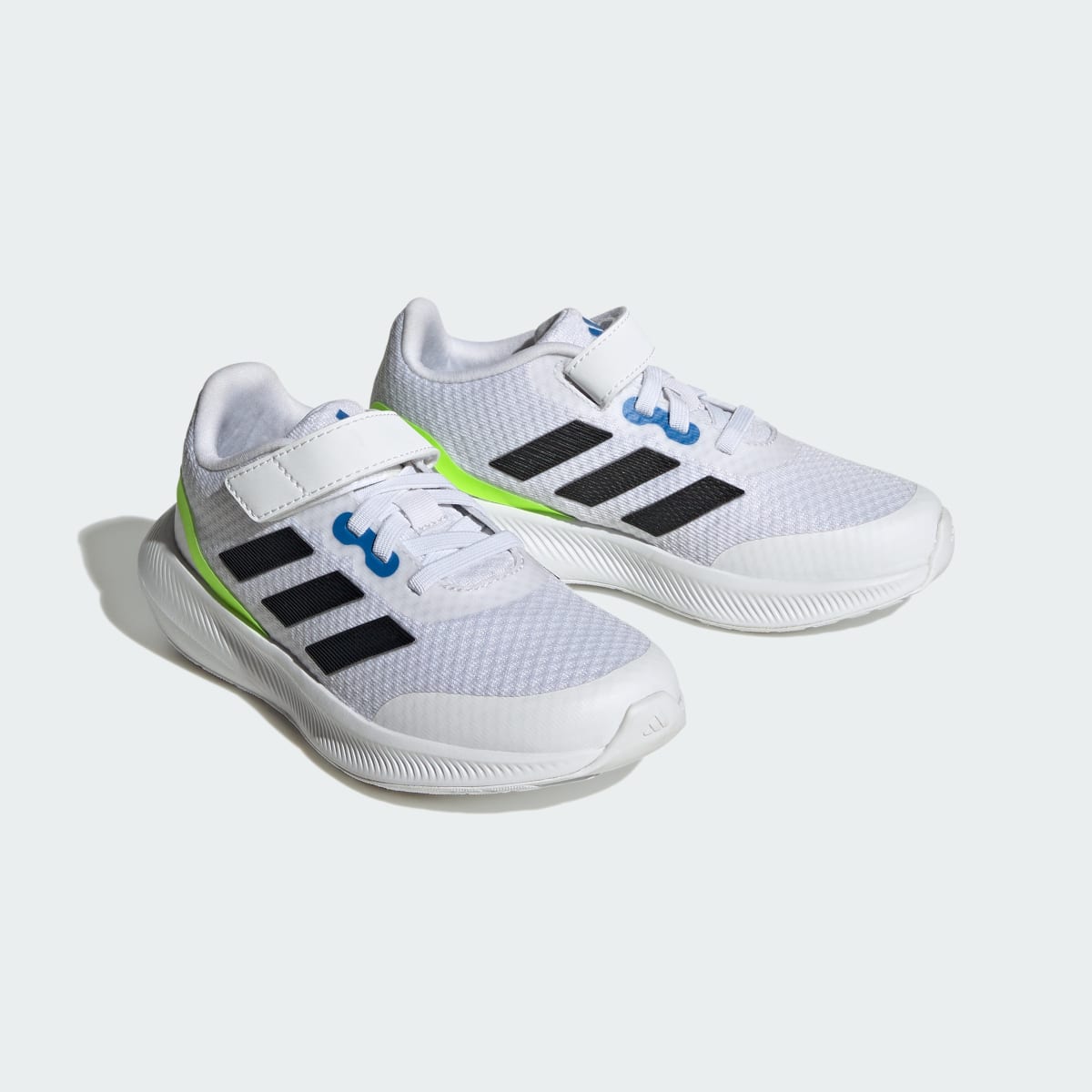 Adidas Chaussure à lacets élastiques et scratch RunFalcon 3.0. 5