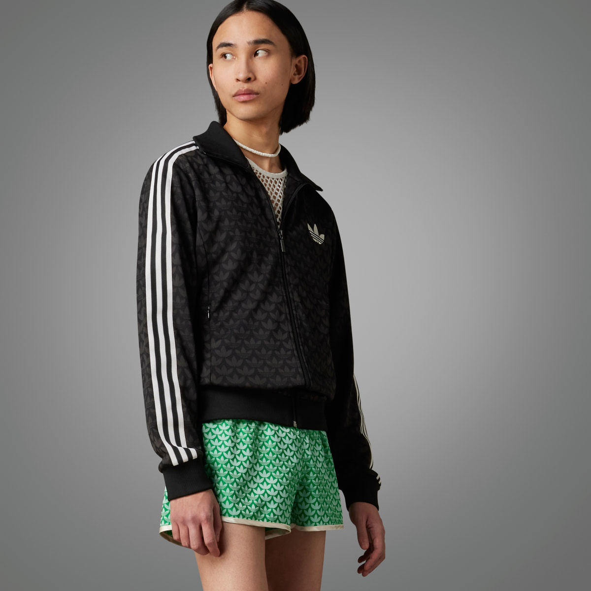 Adidas Track top adicolor 70s Monogram. 8 Adidas Track top adicolor 70s Monogram. 8