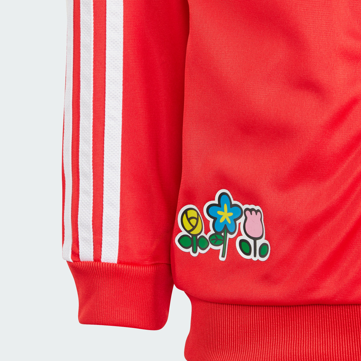 Adidas Originals x Hello Kitty SST Takım. 6