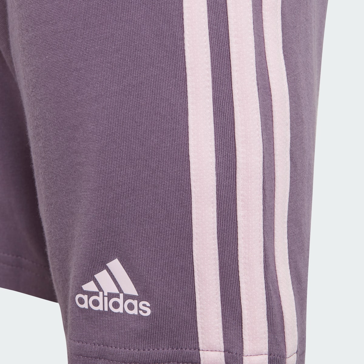 Adidas Conjunto de Playera y Shorts Essentials 3-Stripes. 8