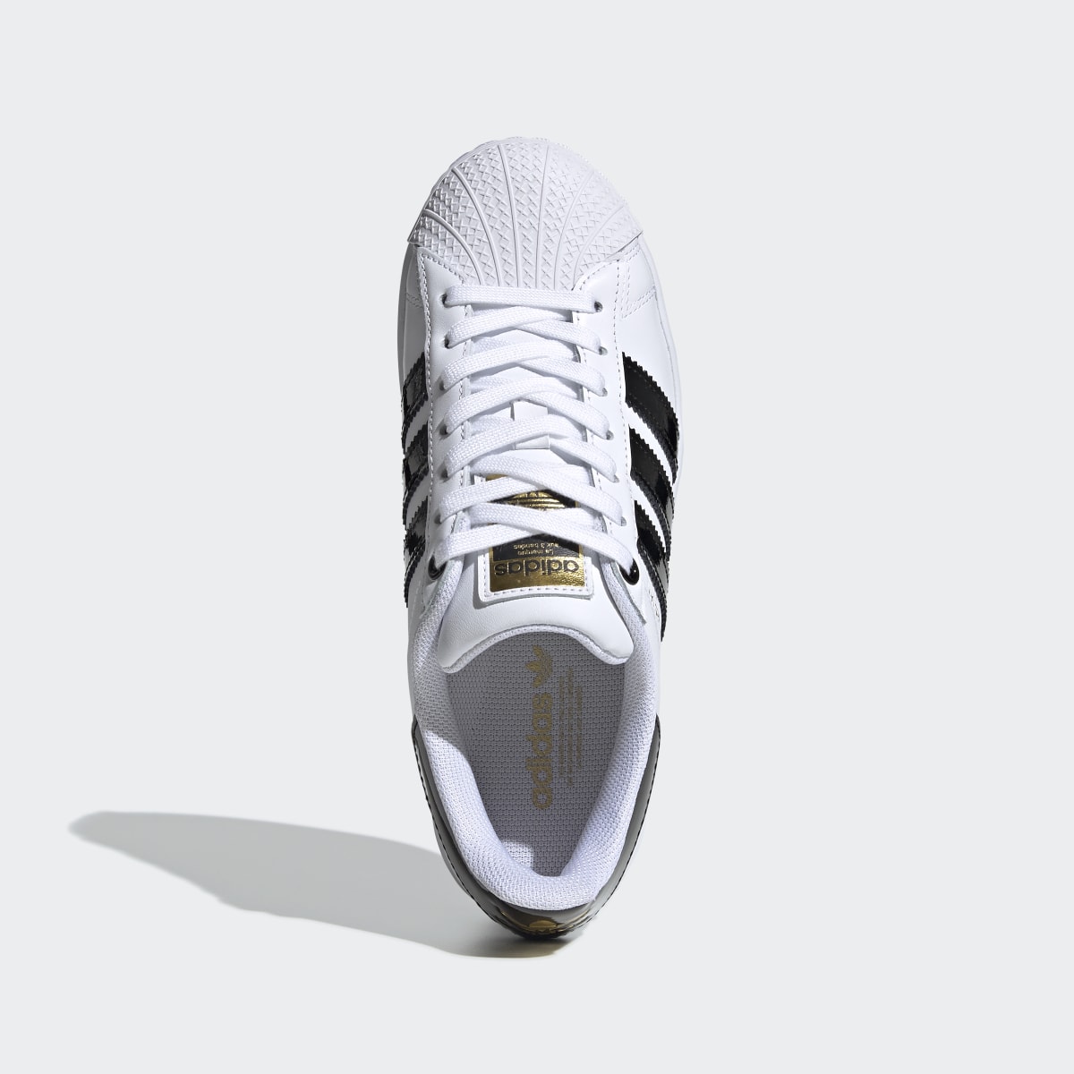 Adidas Tenis Superstar Bold Mujer. 4