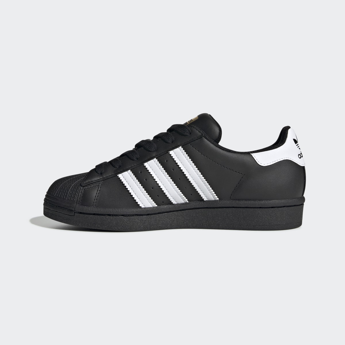 Adidas Chaussure Superstar. 8