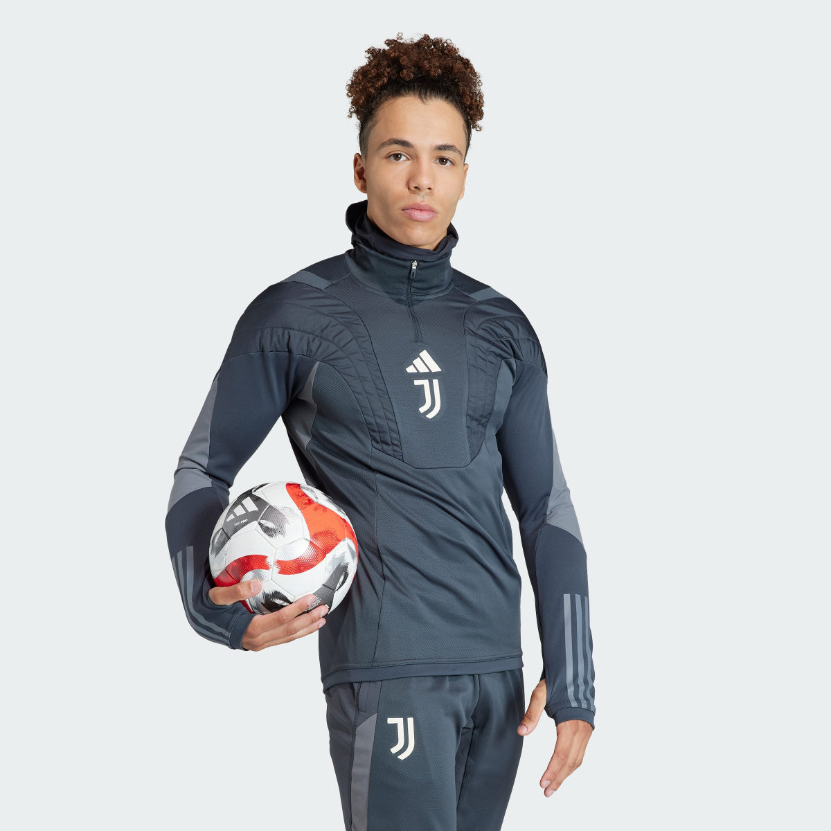 Adidas Camisola de Inverno Tiro 23 da Juventus. 4