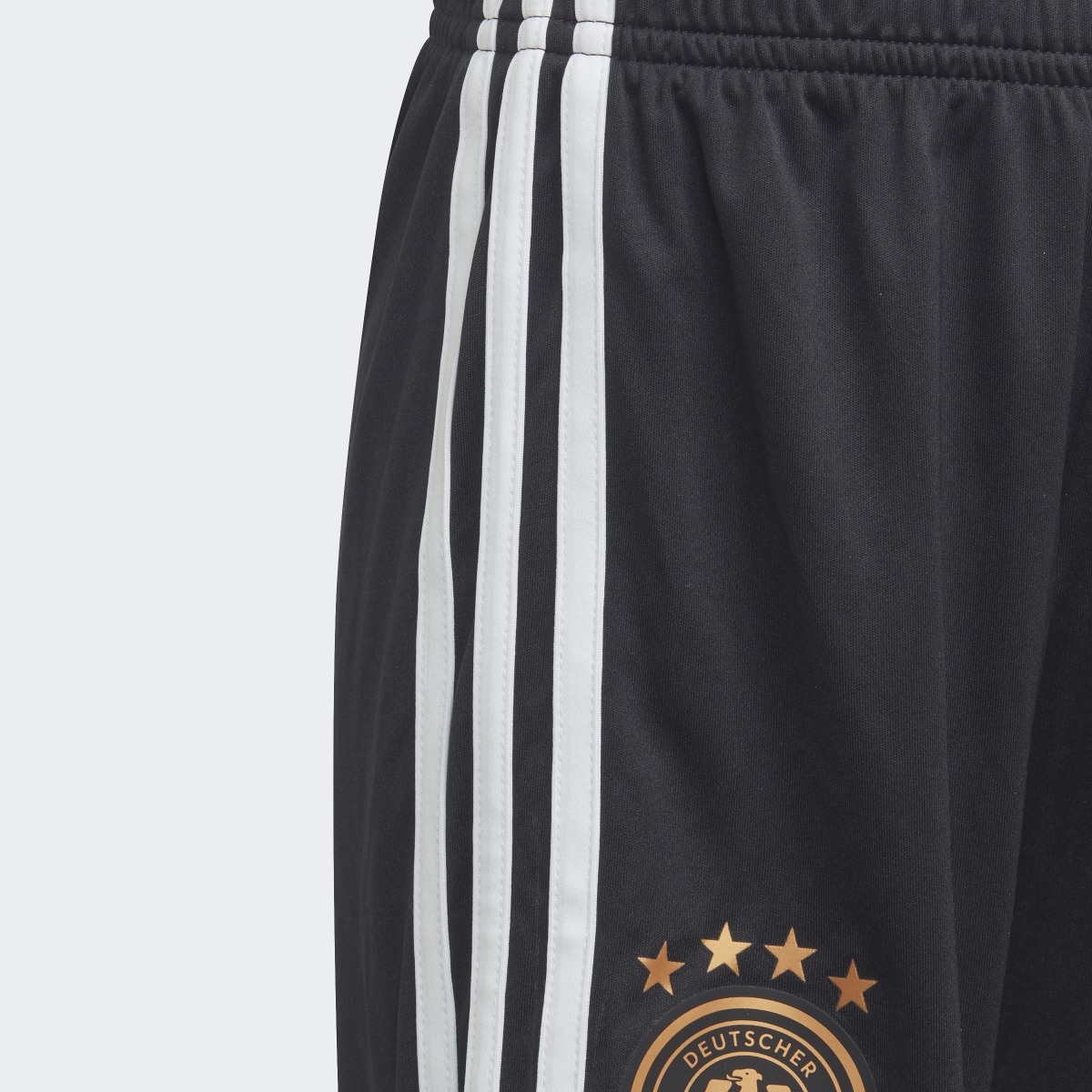 Adidas DFB 22 Mini-Heimausrüstung. 9