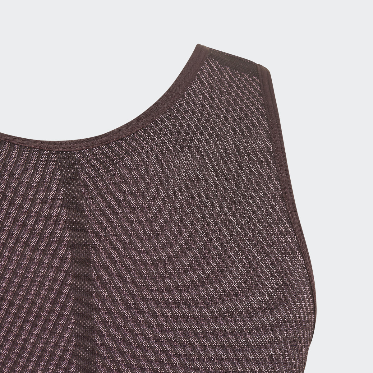 Adidas AEROKNIT Training Seamless Cropped Tank Top. 5