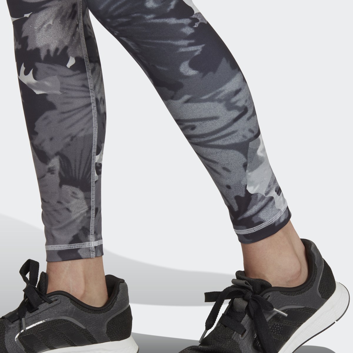Adidas Leggings de Cintura Subida para Treino Essentials. 6