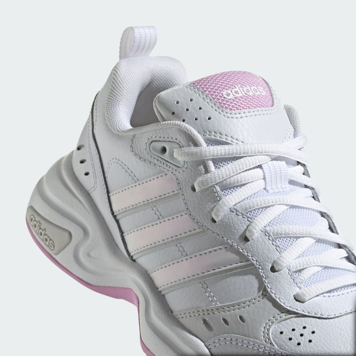 Adidas STRUTTER. 8